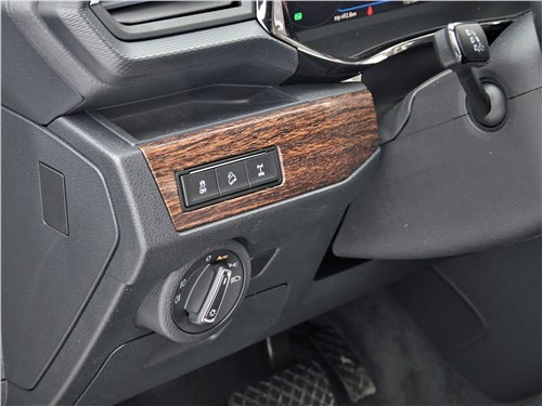 Тест-драйв Volkswagen Multivan (поколение T6.1) - Мультиинструмент в мечтах и в быту