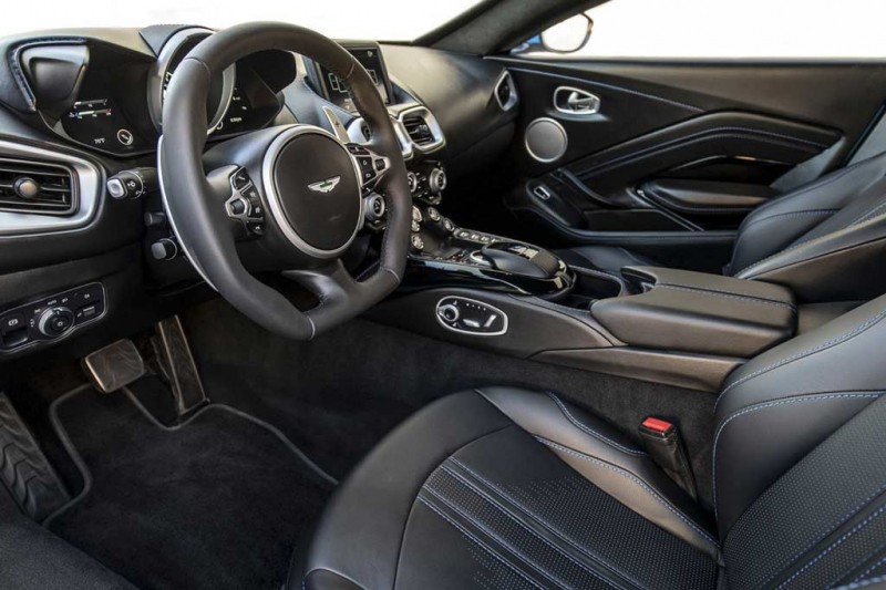 Обычный с виду суперкар Aston Martin Vantage на деле оказался бронированным