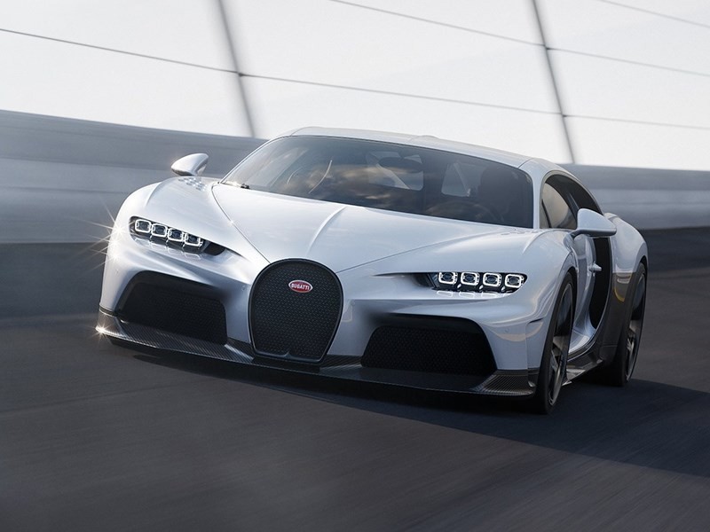 Почему Bugatti Chiron оставляет своего владельца голодным