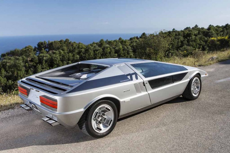 Maserati Boomerang: уникальный острогранный концепт справил 50-летний юбилей