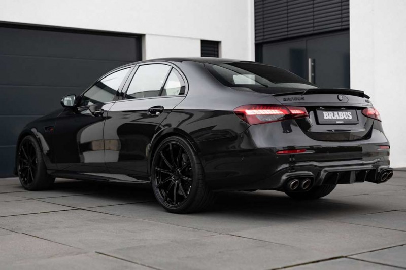 Brabus 900: &laquo;волк в овечьей шкуре&raquo; на базе обновленного Mercedes-AMG E 63 S