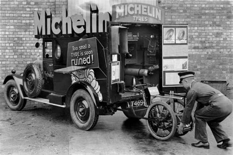 Любопытная история о том, почему производитель шин Michelin оценивает рестораны
