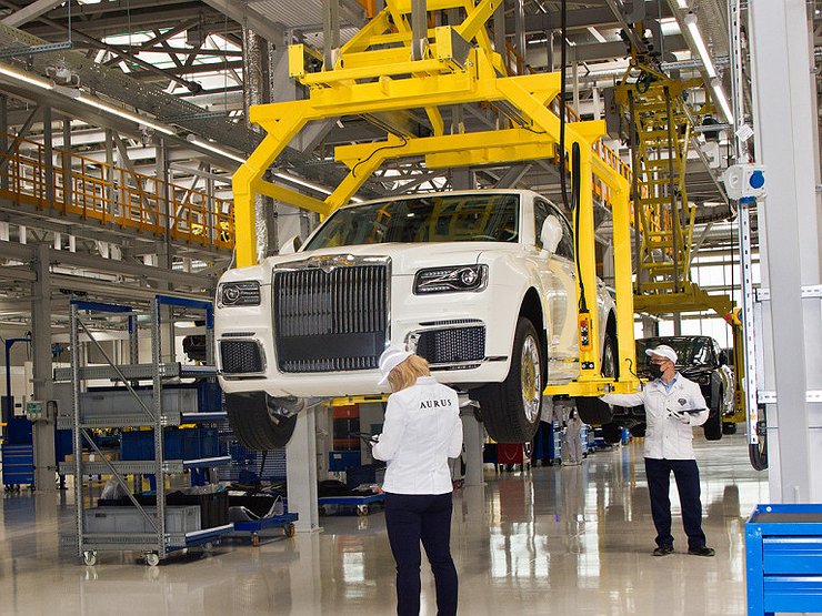 Вместо Audi и BMW можно будет купить российский Aurus 1 Вместо Audi и BMW можно будет купить российский Aurus