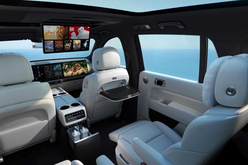Конкурент GLS и X7 из Китая: большой кроссовер Leading Ideal L9