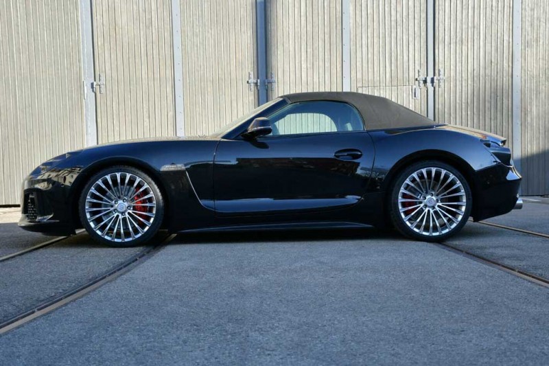 В продаже сразу две модели Boldmen CR4 на базе BMW Z4: ценник превышает ₽30 млн