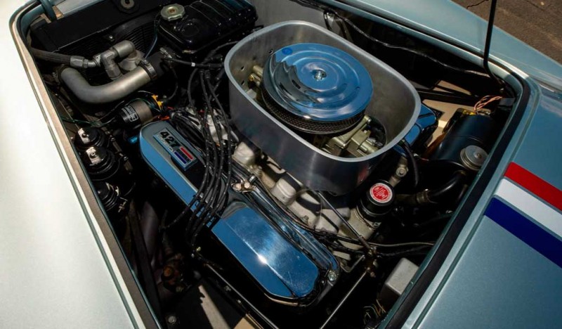 На аукцион выставлен редкий родстер Shelby 427 S/C Cobra 1965 года