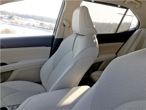 Totyota Camry - лучшее вложение средств в кризис