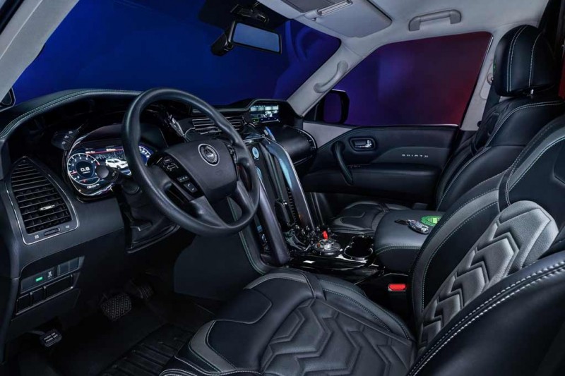 Фирма W Motors показала в Дубае полицейский внедорожник Ghiath Smart Patrol