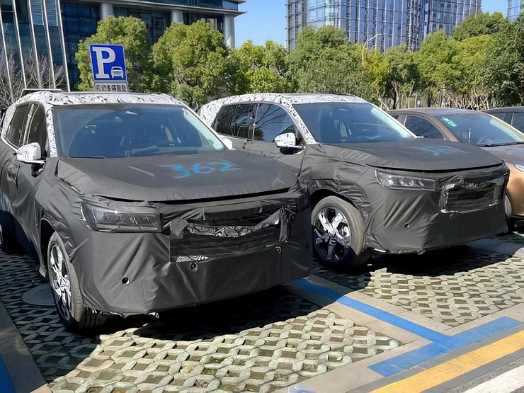 Geely готовит совершенно новое поколение хитового кроссовера Atlas