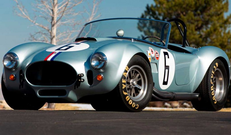 На аукцион выставлен редкий родстер Shelby 427 S/C Cobra 1965 года