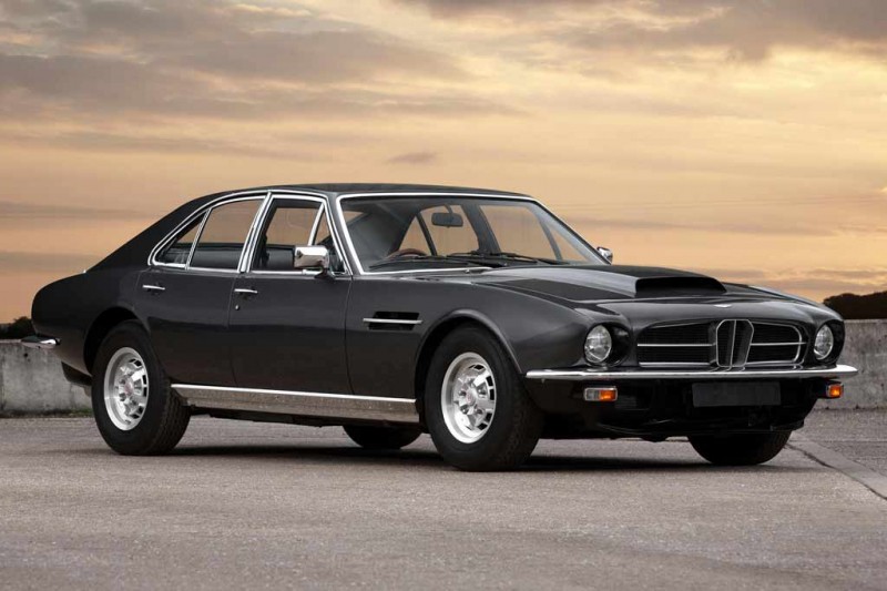 Редчайший Aston Martin Lagonda Series 1 с семилитровым мотором пустят с молотка