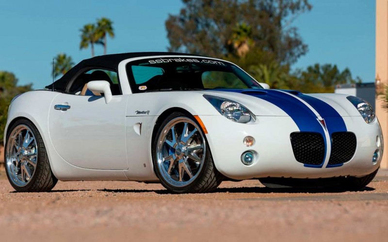 Уникальный родстер Pontiac Solstice GT с 400-сильным мотором V8 пустят с молотка 1 Уникальный родстер Pontiac Solstice GT с 400-сильным мотором V8 пустят с молотка