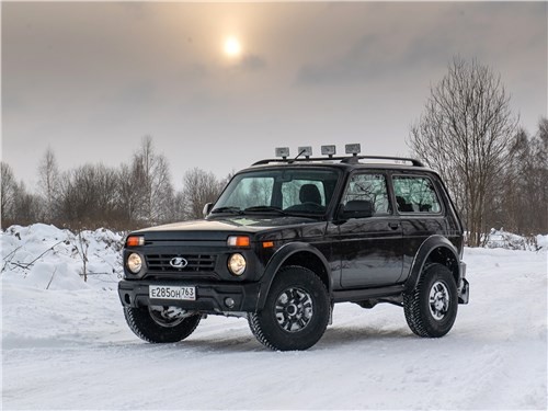 Тест-драйв Lada Niva Legend (поколение I) — Свой в… колее от грузовиков