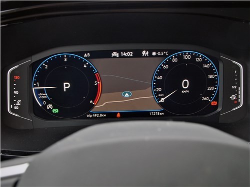 Тест-драйв Volkswagen Multivan (поколение T6.1) - Мультиинструмент в мечтах и в быту