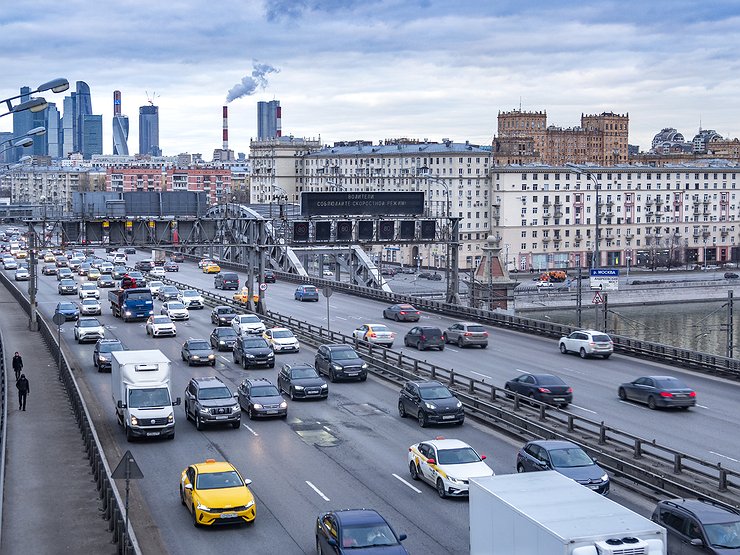 Для автомобилей дешевле 10 000 000 рублей отменили налог на роскошь
