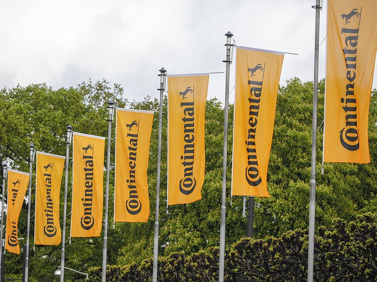 Continental прекращает продажу и производство шин в России
