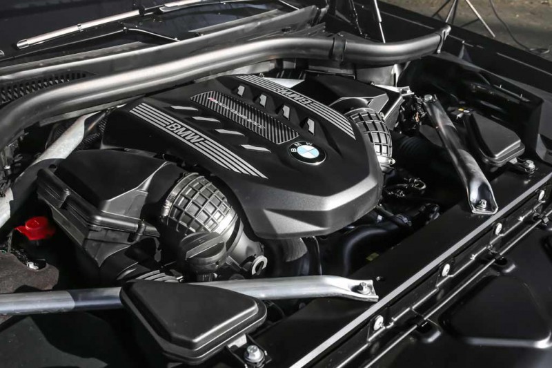 Manhart MHX7 650: доработанный вариант флагманского кроссовера BMW X7