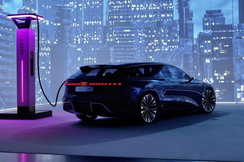 Немцы показали концептуальный электрический универсал Audi A6 Avant e-tron