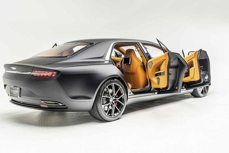 На продажу выставили сразу два Aston Martin Lagonda Taraf: готовьте минимум $800 000