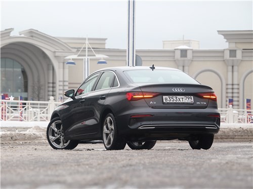 Тест-драйв Audi A3 (поколение IV) - Убедительно выступил в женском формате 