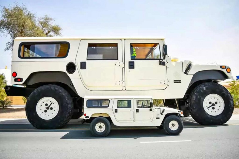 Это не шутка: для шейха построили гигантскую копию внедорожника Hummer H1