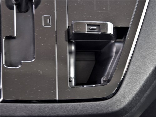 Почему Toyota HiAce так похож на самолет?