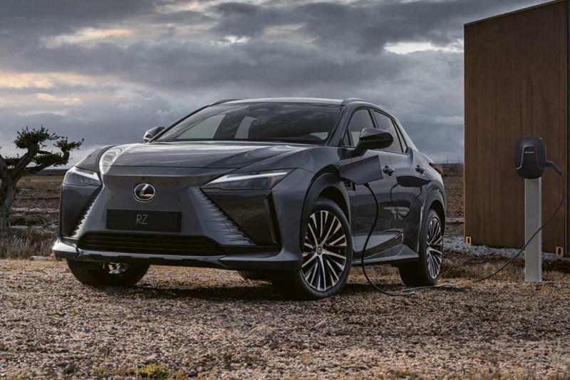 Lexus RZ 450e стал первенцем электрической линейки производителя
