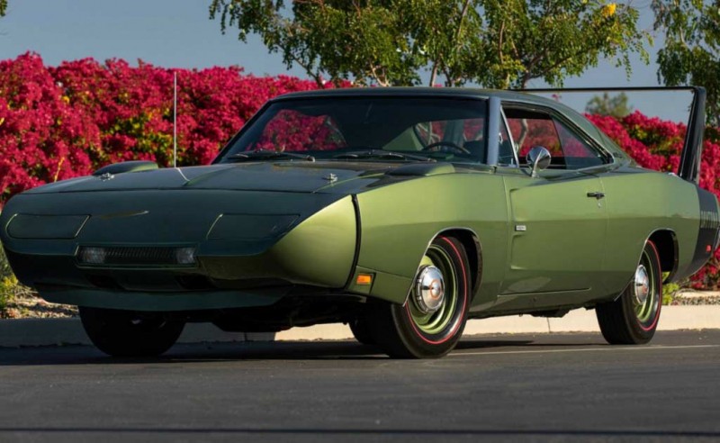 На торги выставлен &laquo;нафаршированный&raquo; маслкар Dodge Charger Daytona 1969 года
