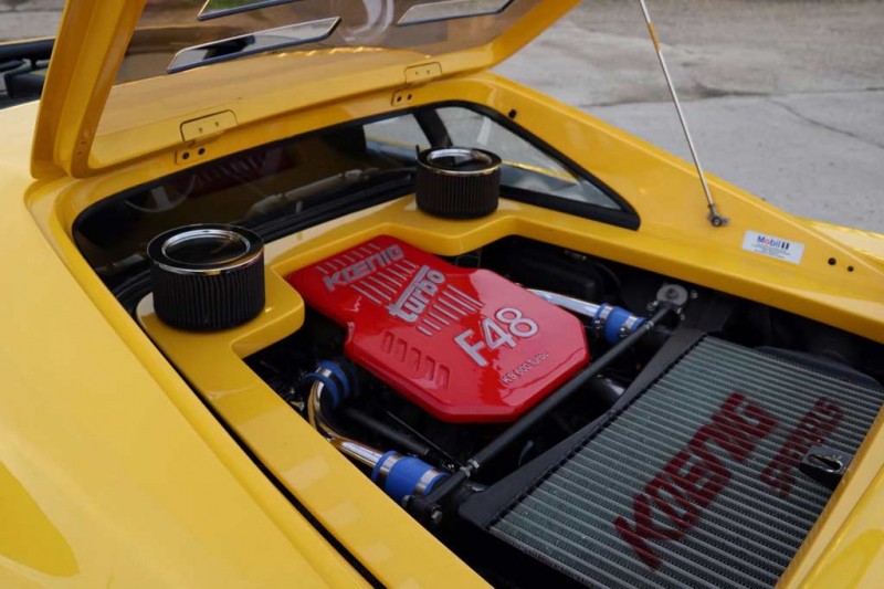 Один из двух экземпляров Koenig Special F48 с правым рулем продают на аукционе