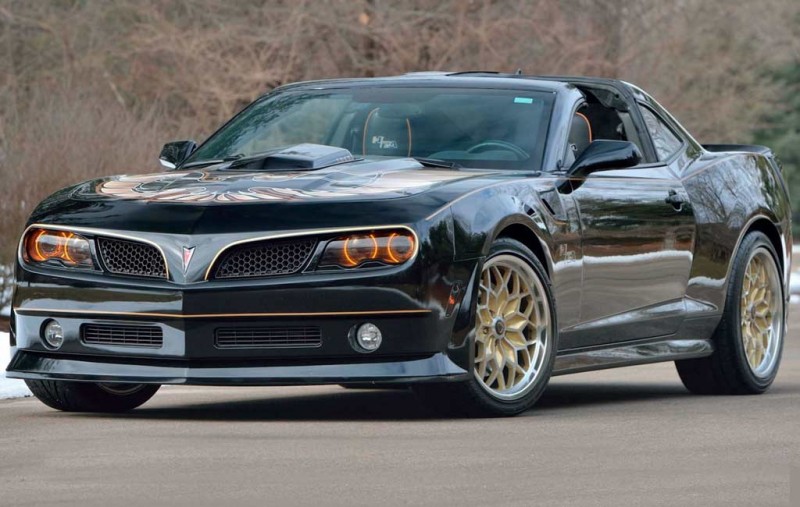 На торги выставлен редкий Chevrolet Camaro SS в стиле Pontiac Trans Am