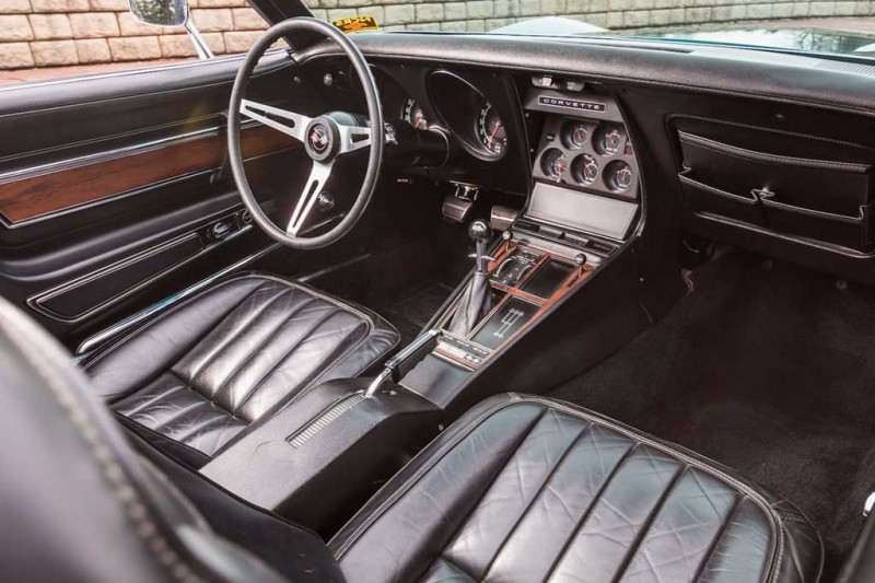 Chevrolet Corvette ZR2 хотят продать минимум за $1 млн: таких кабриолетов всего два 4 Chevrolet Corvette ZR2 хотят продать минимум за $1 млн: таких кабриолетов всего два
