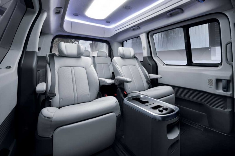 Корейцы превратили минивэн Hyundai Staria в полноценный дом на колесах