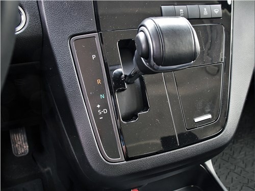 Почему Toyota HiAce так похож на самолет?