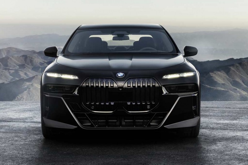 Немцы представили BMW 7-Series G70: новая &laquo;семерка&raquo; преобразилась снаружи и внутри