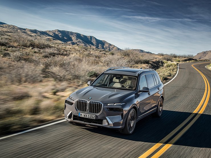 BMW до неузнаваемости изменила дизайн кроссовера X7 1 BMW до неузнаваемости изменила дизайн кроссовера X7