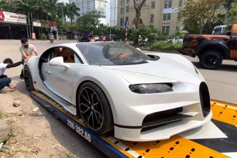 Похож на настоящий: вьетнамские умельцы за год построили самодельный Bugatti Chiron 1 Похож на настоящий: вьетнамские умельцы за год построили самодельный Bugatti Chiron