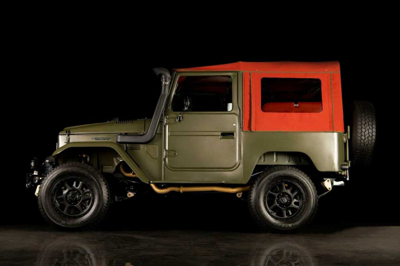 Эффектный рестомод Toyota Land Cruiser FJ40 продают на eBay почти за 10 млн рублей