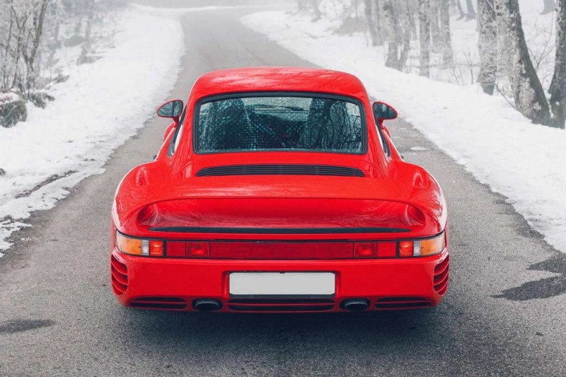 Porsche 959 Komfort с большим пробегом продают в Швейцарии за 90 млн рублей