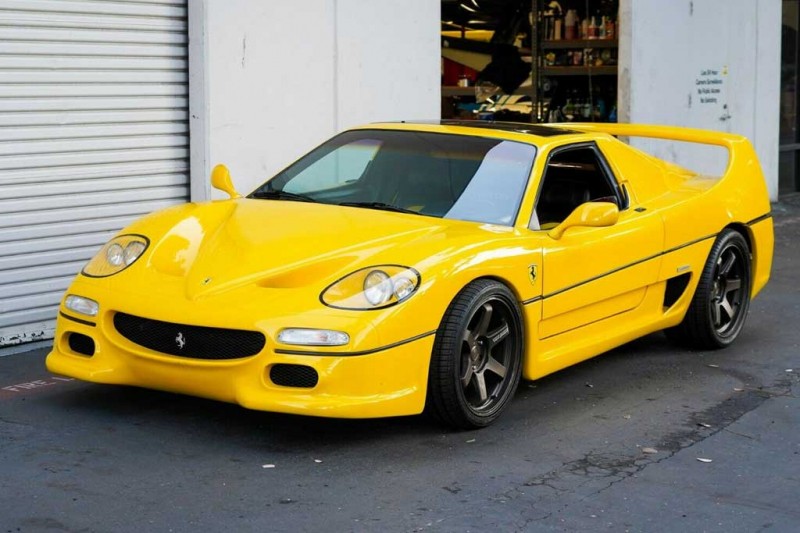 Посмотрите на «Ferrari F50» всего за 1,7 млн рублей: желающих купить пока нет