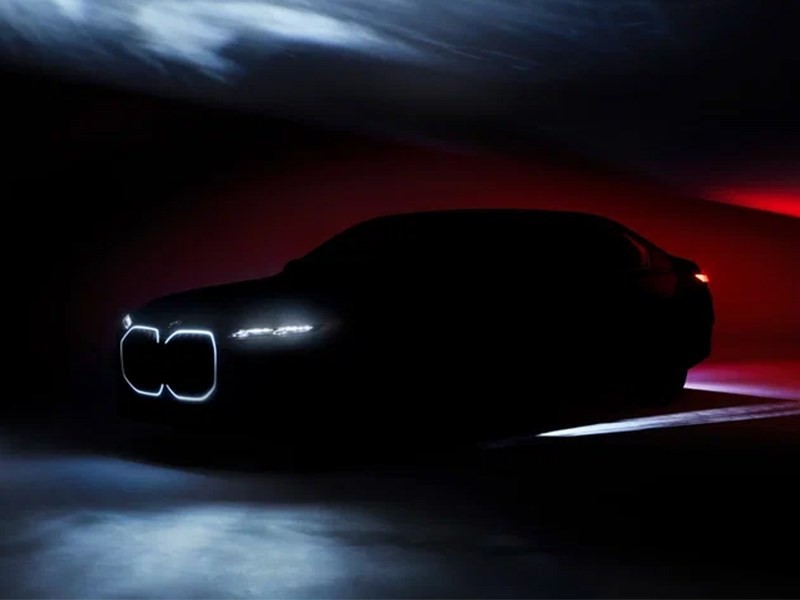 Внешность BMW i7 частично раскрыли до премьеры
