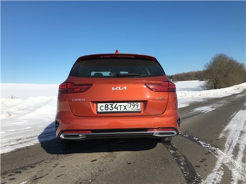 Почему Kia Сeed SW даст фору кроссоверам в вопросах практичности 4 Почему Kia Сeed SW даст фору кроссоверам в вопросах практичности