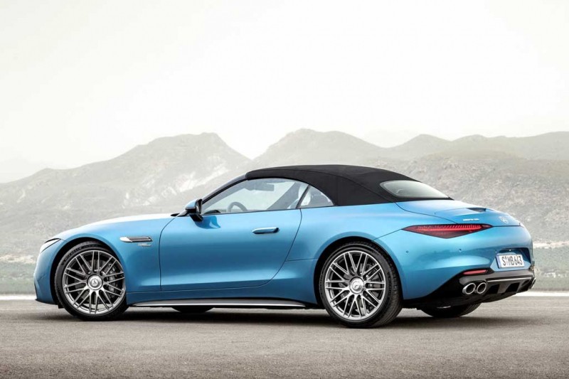 Немцы презентовали базовый родстер Mercedes-AMG SL43 с четырехцилиндровым турбомотором