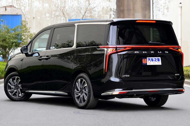 Maxus G90 и MIFA 9: китайские минивэны с бензиновой и электрической установками
