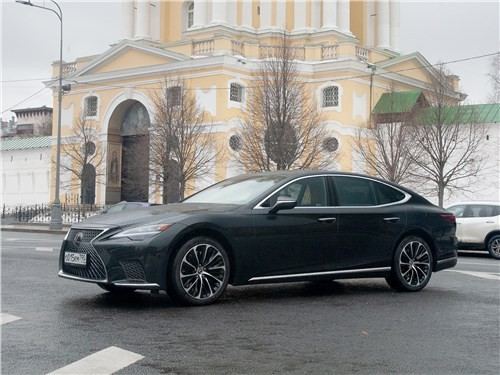 Вам следует выбрать Lexus LS вместо BMW и Mercedes 21 Вам следует выбрать Lexus LS вместо BMW и Mercedes