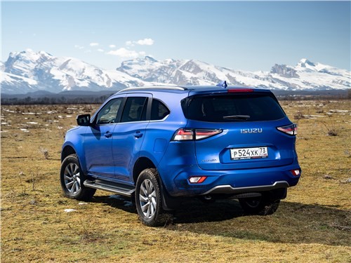 Сможет ли Isuzu MU-X потеснить Toyota Fortuner?