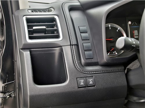 Почему Toyota HiAce так похож на самолет?