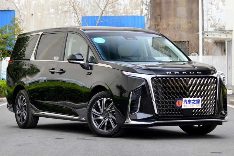 Maxus G90 и MIFA 9: китайские минивэны с бензиновой и электрической установками