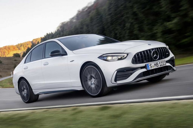 &laquo;Подогретый&raquo; Mercedes-AMG C43 W206 перешел на четырехцилиндровый турбомотор