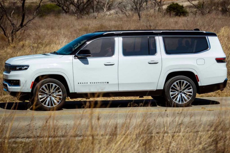 Jeep Wagoneer L и Grand Wagoneer L: удлиненные версии американского внедорожника