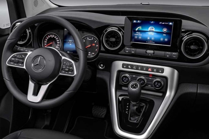 Немцы представили &laquo;каблучок&raquo; Mercedes T-Class: &laquo;люксовый&raquo; вариант модели Citan